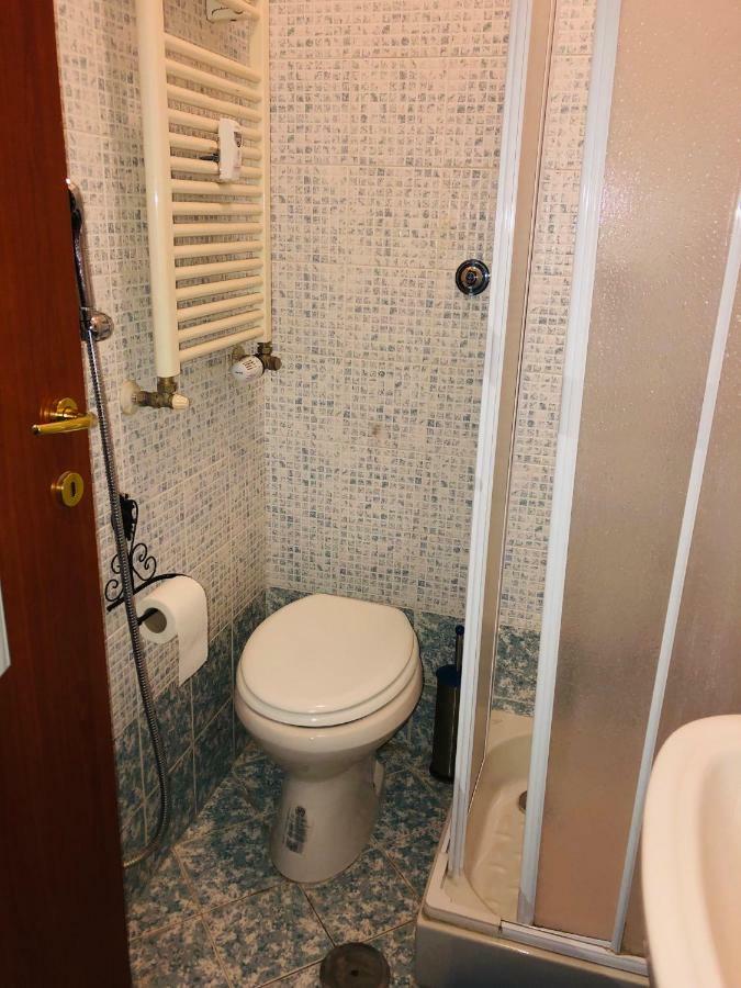 Parisa Suite Рим Экстерьер фото